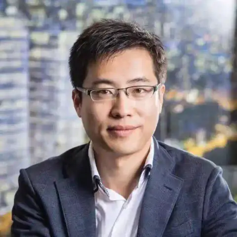 Nicholas Yang, Sales Manager/Broker